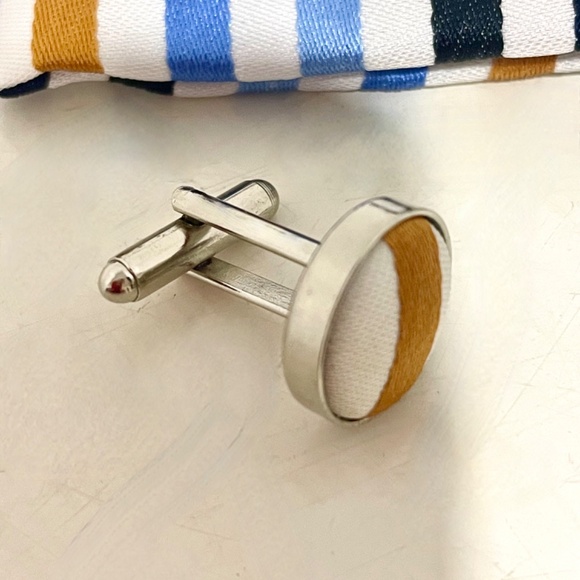 SILK TIE with scarf & wrist buttons.  Hand made in Vietnam.  It's a kit in a box - Picture 9 of 15